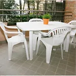 Seaside Escape In Apartmán Bibione