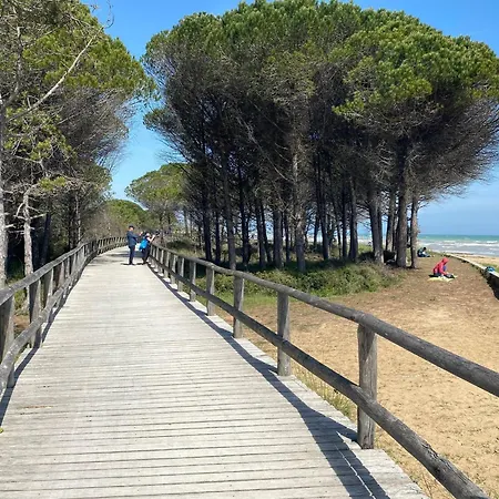 Seaside Escape In Apartmán Bibione